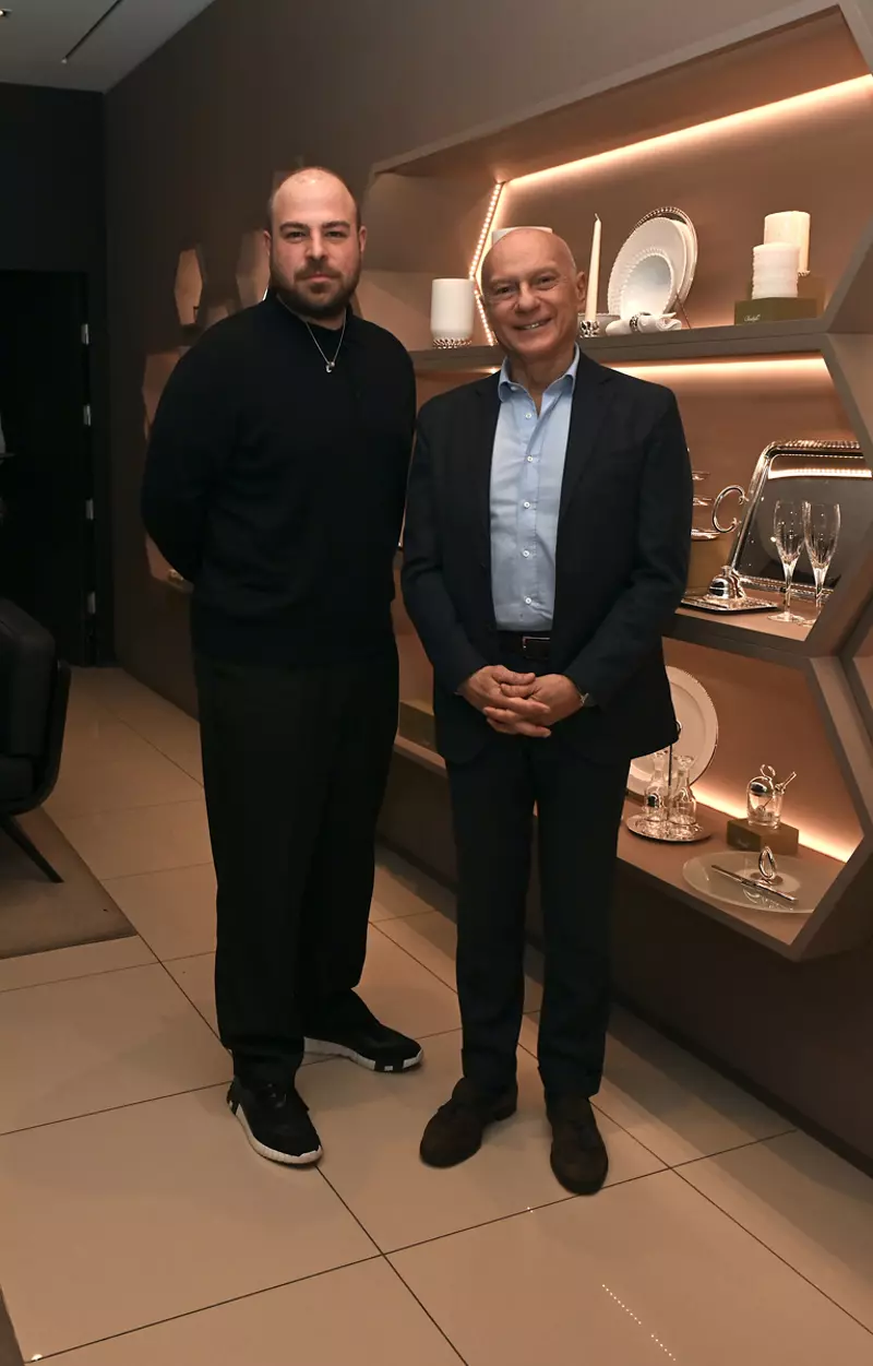 Jonathan Noel, Jeff Hakko