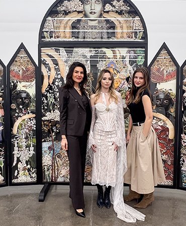 Lal Batman'ın sergisine özel koku deneyimi