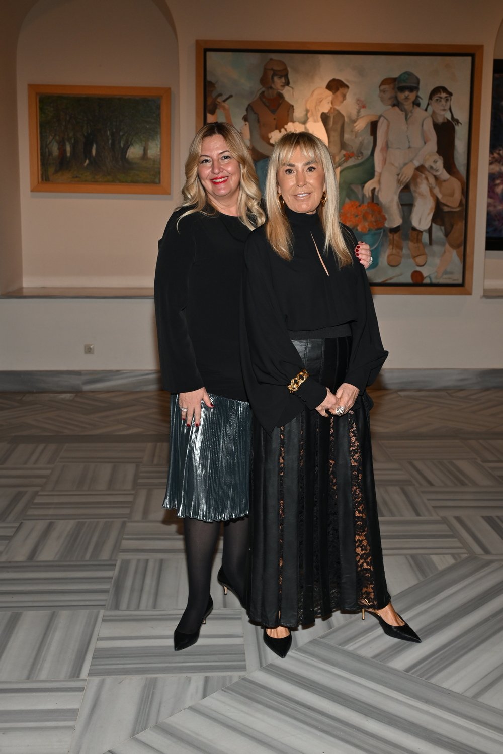 Özlem Zehebi, Şenay Abacı