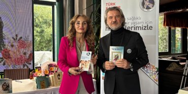 ''Nebahat'' romanı için anlamlı buluşma