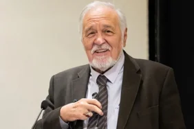 Tarihçi ve yazar İlber Ortaylı hayatını kaybetti