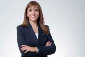 Akbank açık bankacılık kapsamında tüm kartları tek ekrana taşıyor