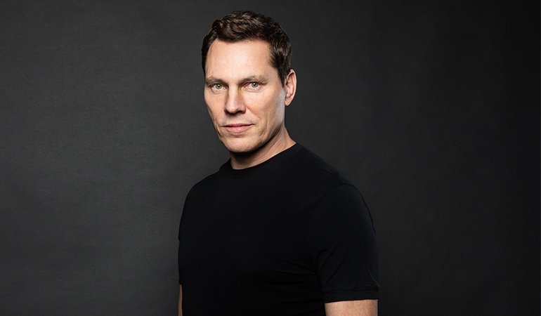 Tiësto, bu yaz yeniden İstanbul’da