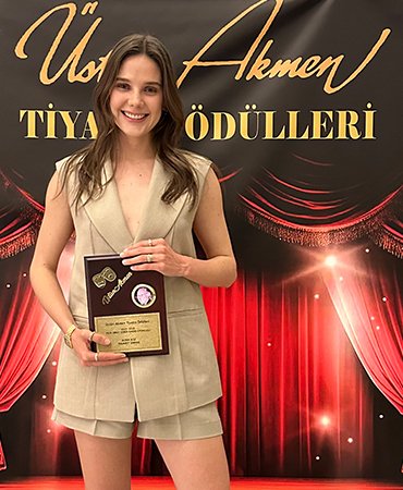 “Palamut Zamanı” Alina Boz’a ödül getirdi