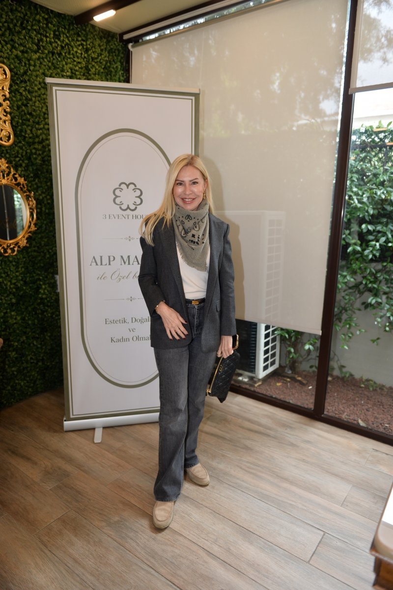 Suzan Yavaşca