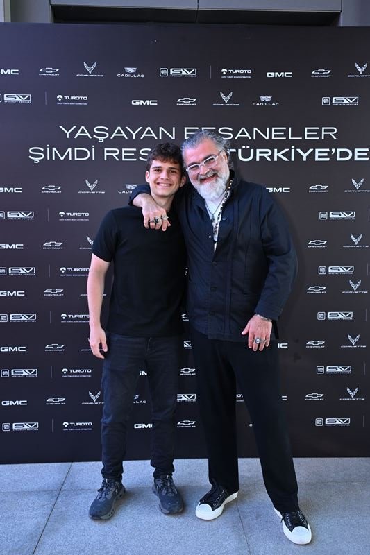Arden Bıcakcı, Sevan Bıcakcı