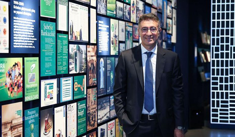 Garanti BBVA’dan 80 yıllık yolculuk sergisi