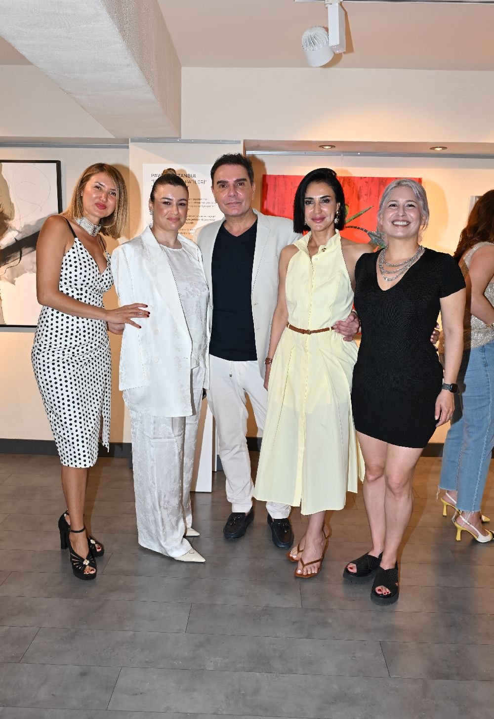 Meryem Selçuk, Yonca Gökalp, Emre Ertürk, Özlem Zerey, Işık Özdemir