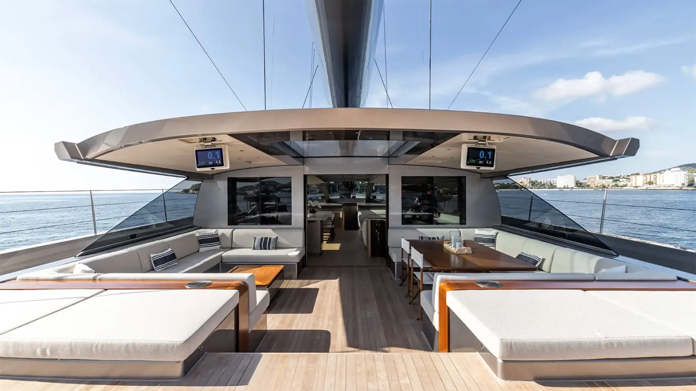 Magic Yacht