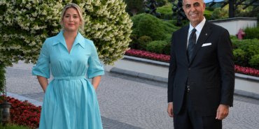 Cemiyet kulislerinde konuşulan yakınlaşma: İpek Toplusoy ve Ahmet Arslan