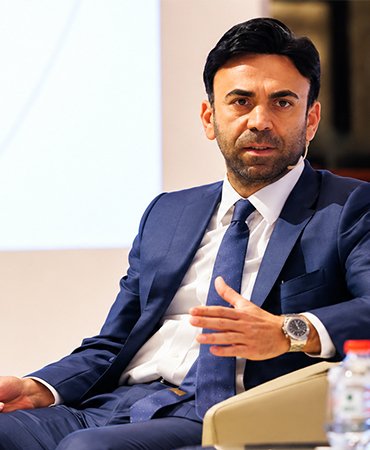 Abdullah Çeker’den Aydınlı Grup’ta yeni dönem
