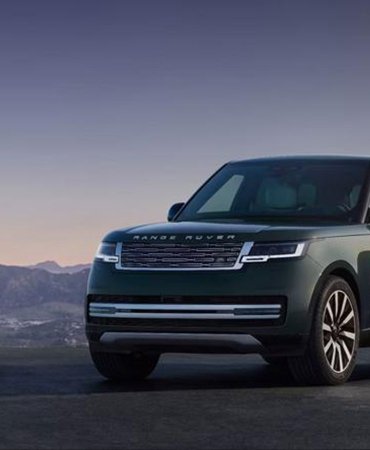 Range Rover Electric sahneye çıktı: İşte fiyatı ve menzili