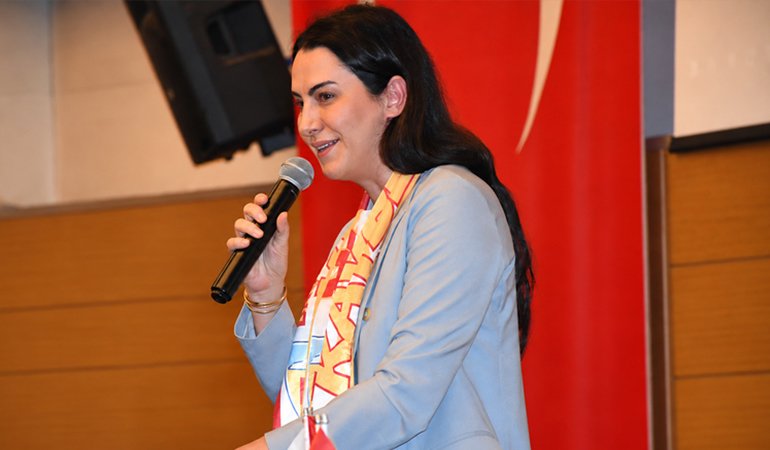 Ayten Öztürk Ünal: Başarı tesadüfen gelmiyor