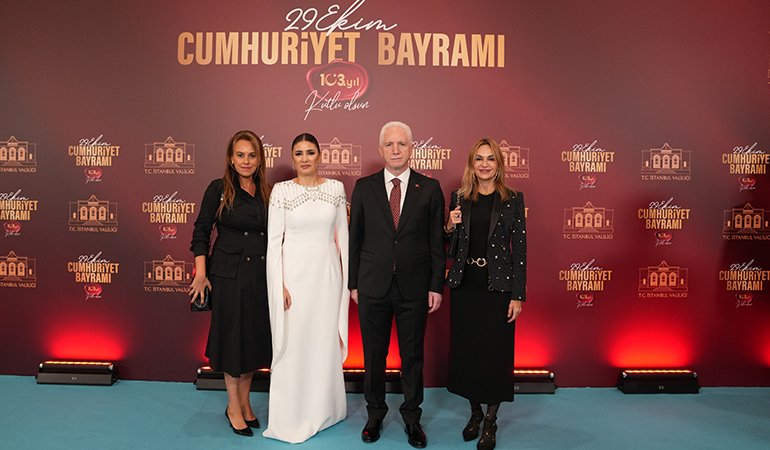 İstanbul Valisi Davut Gül ve eşi Gülden Gül - Prof. Arzu Kunt
